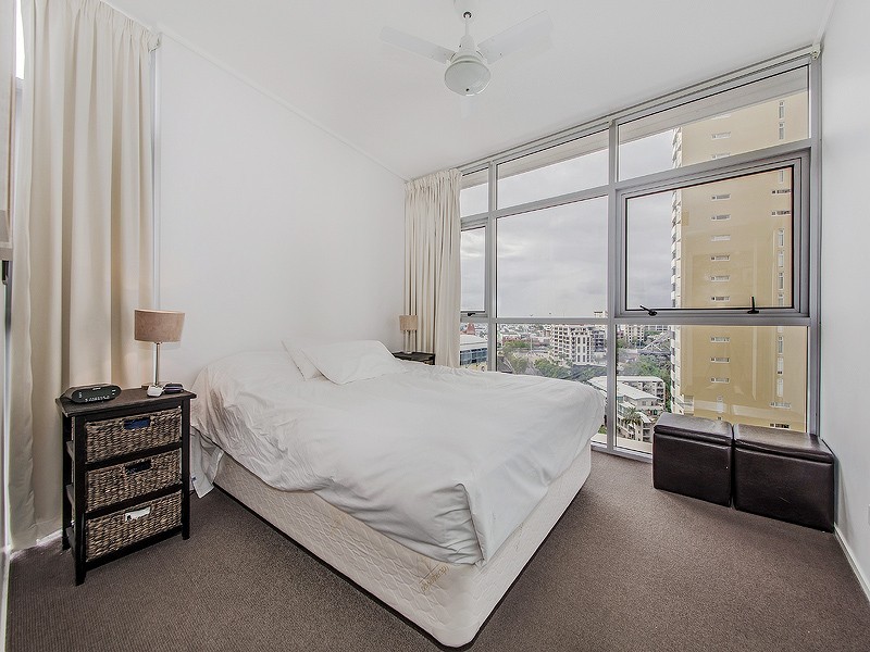 30 Macrossan St, Brisbane City QLD 4000
