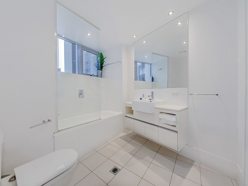 30 Macrossan St, Brisbane City QLD 4000