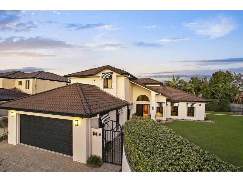 51 Joseph Place, Sinnamon Park QLD 4073