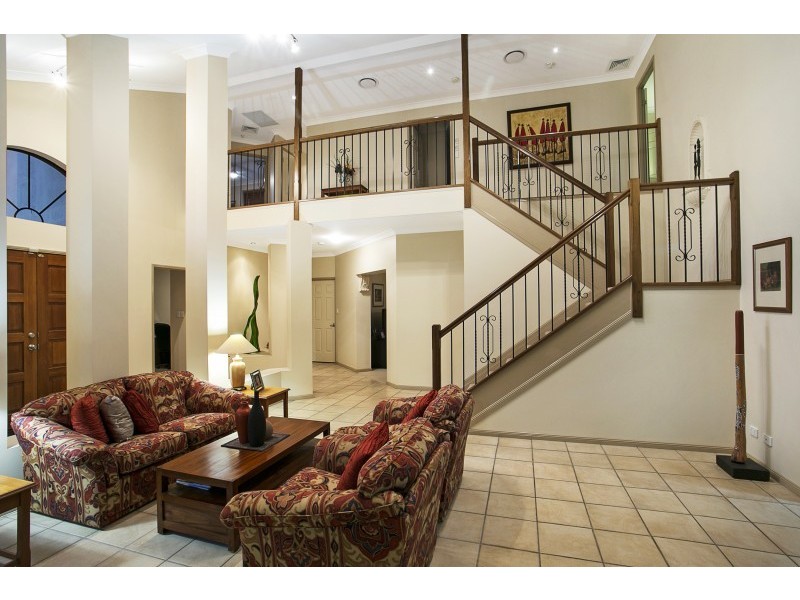 51 Joseph Place, Sinnamon Park QLD 4073