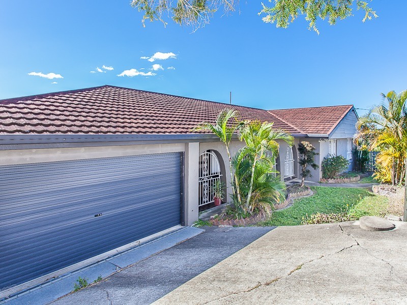 2 Janus Court, Eatons Hill QLD 4037