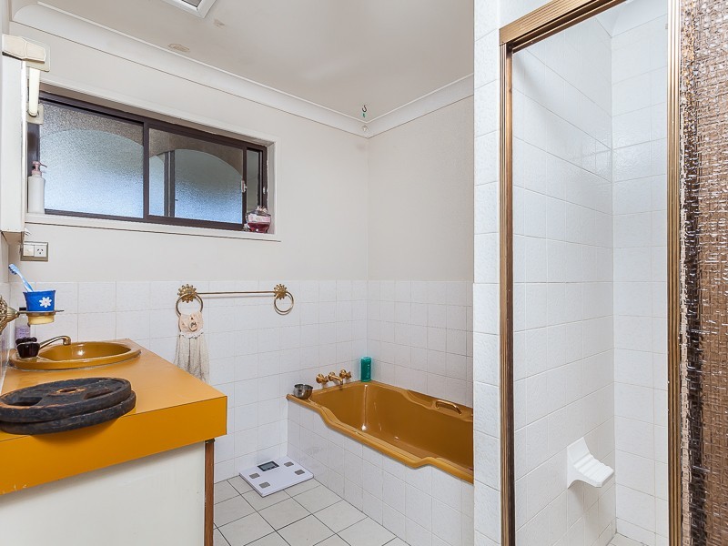 2 Janus Court, Eatons Hill QLD 4037