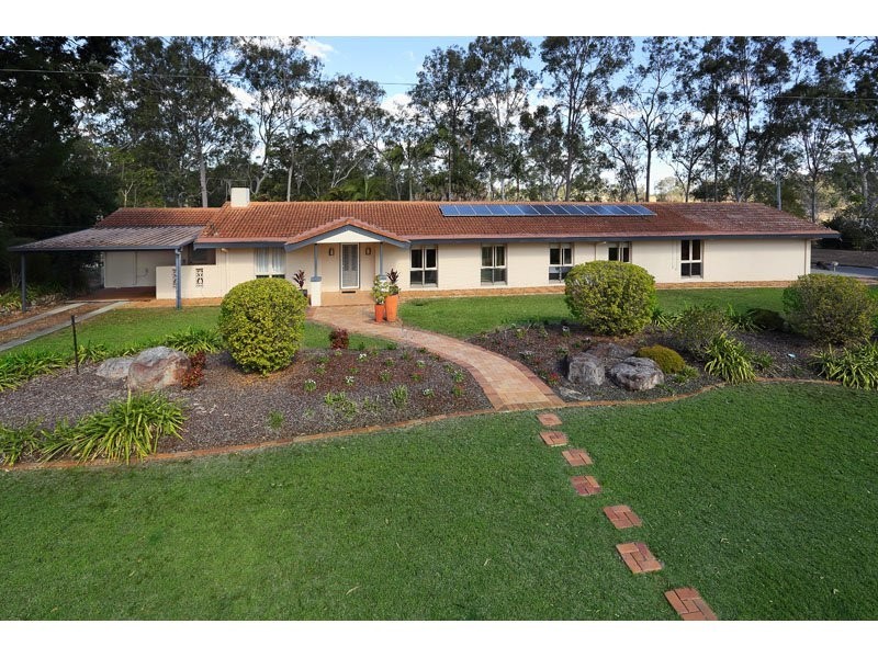 35 Yarawa Street, Kenmore QLD 4069