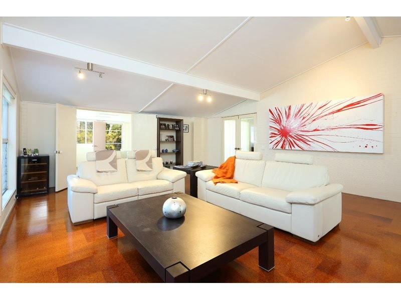 35 Yarawa Street, Kenmore QLD 4069