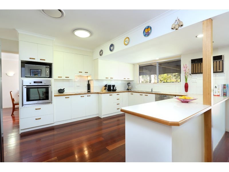 35 Yarawa Street, Kenmore QLD 4069