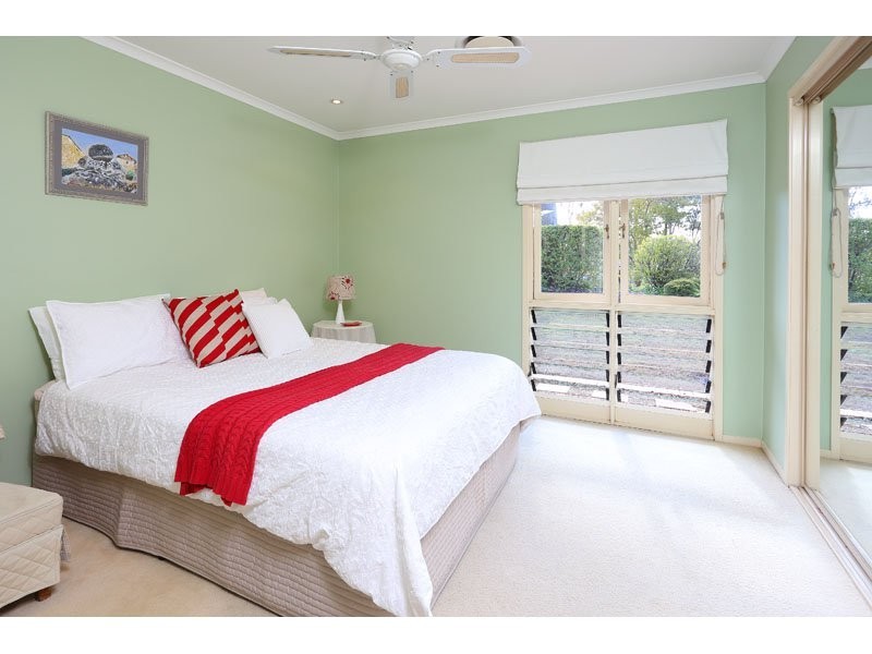 35 Yarawa Street, Kenmore QLD 4069