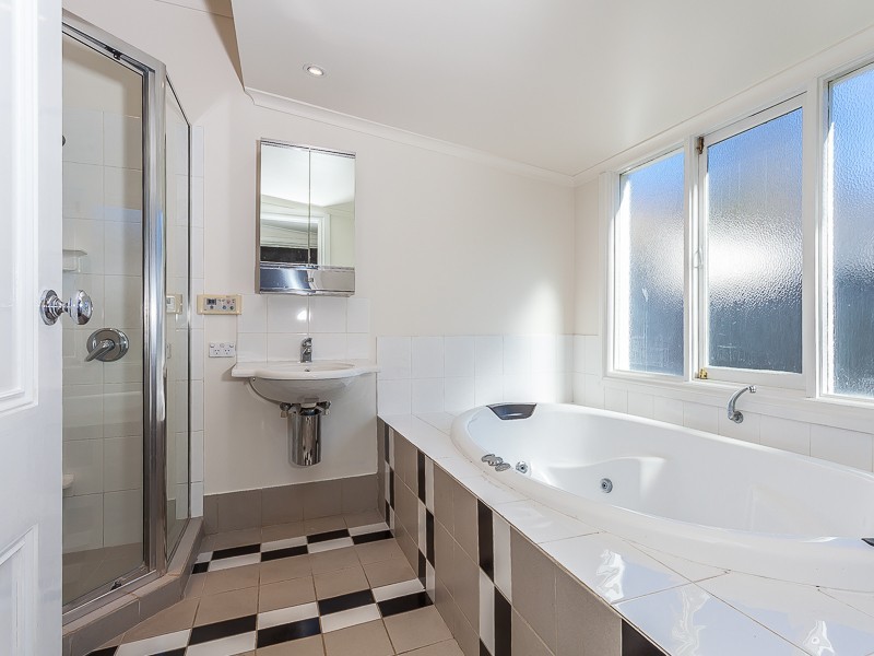 114 Gerler Street, Bardon QLD 4065