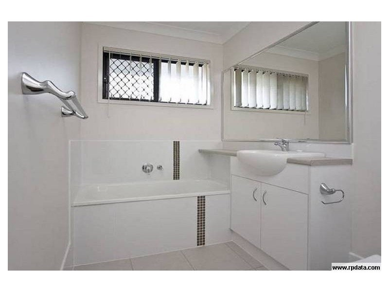 Unit 32/7 Roxwell Street, Forest Lake QLD 4078