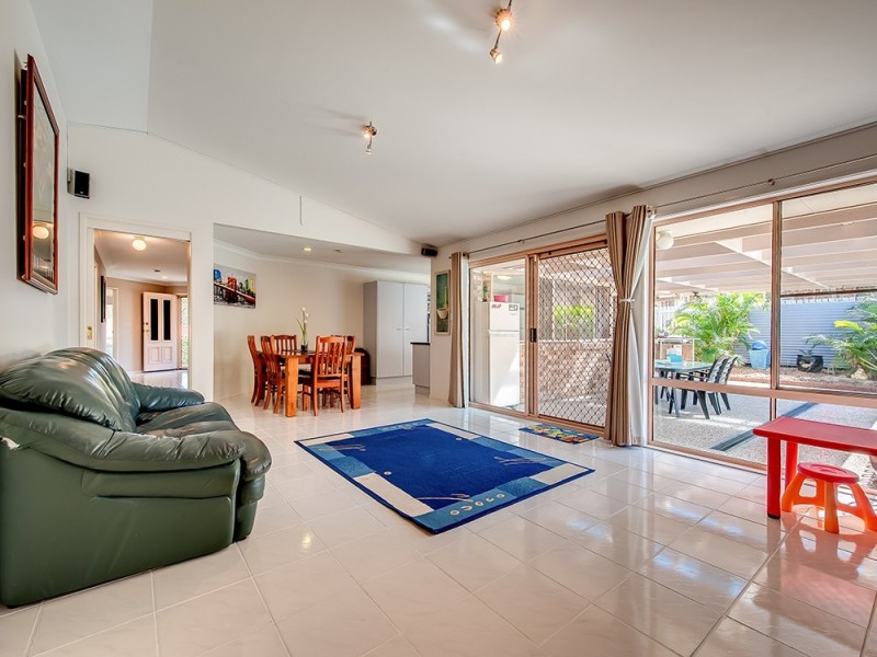 17 Atherton Circuit, Forest Lake QLD 4078
