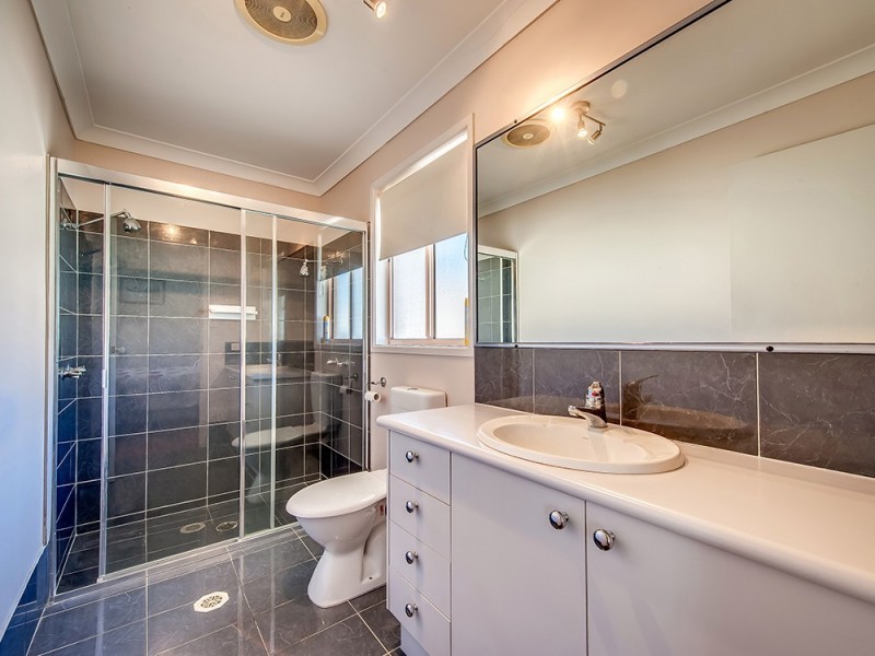 17 Atherton Circuit, Forest Lake QLD 4078