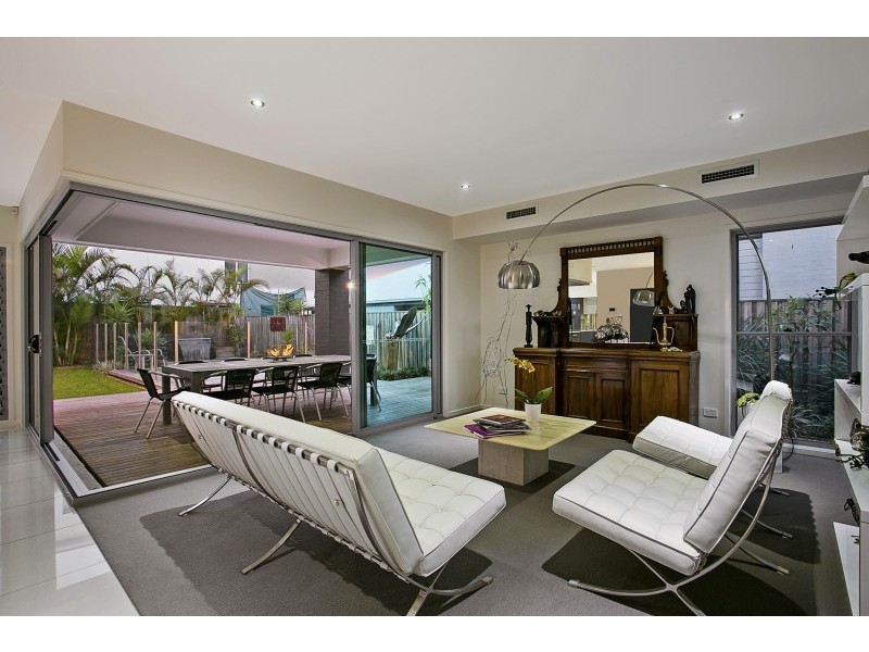 63 Sinnamon Road, Sinnamon Park QLD 4073