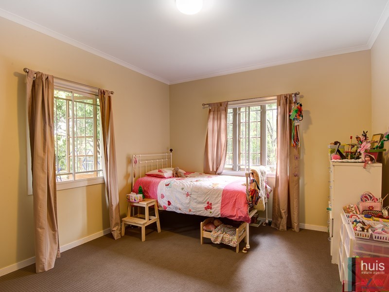 32 Gardiner Street, Alderley QLD 4051