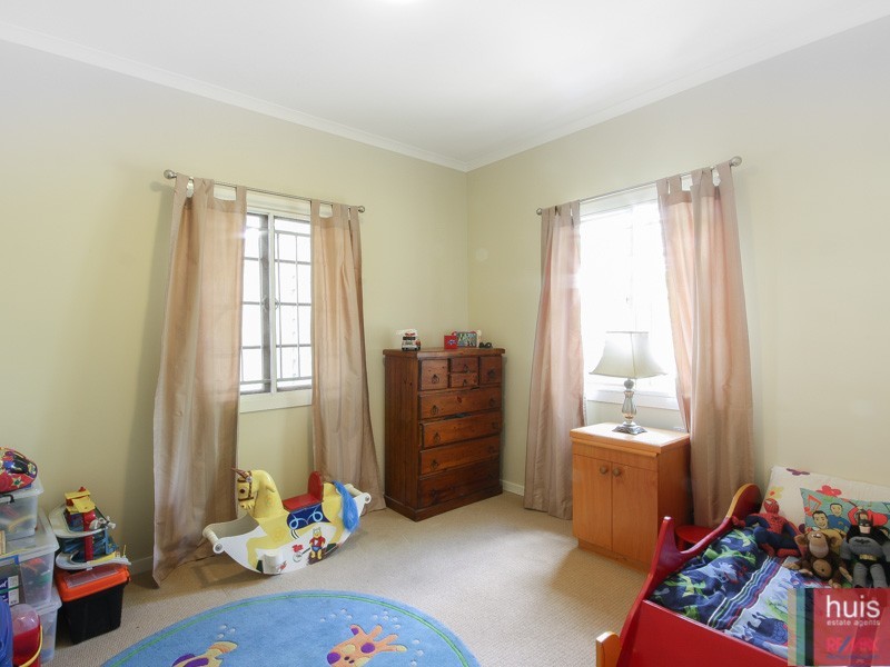 32 Gardiner Street, Alderley QLD 4051