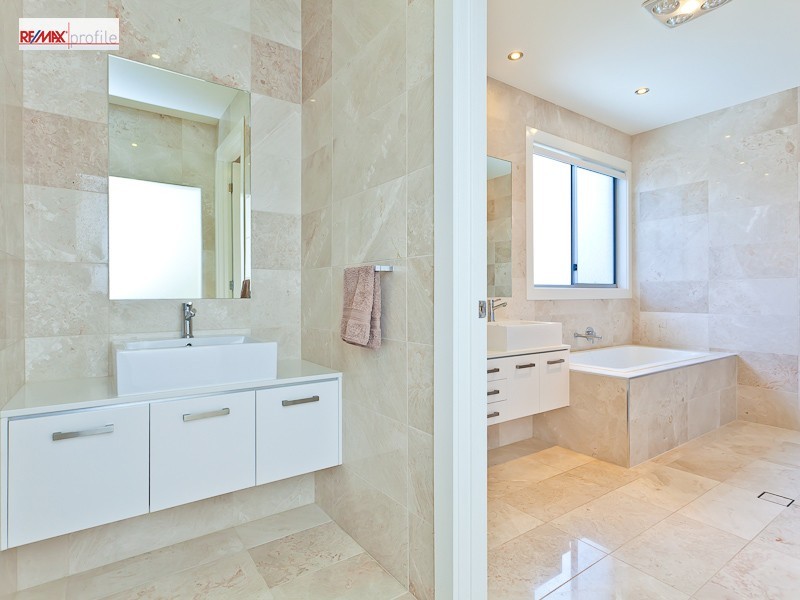 3/670-680 Jesmond Road, Fig Tree Pocket QLD 4069