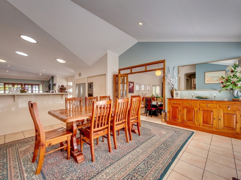 7 Boudin Place, Forest Lake QLD 4078