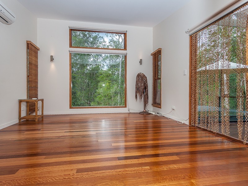 11 Wexford Street, Kenmore Hills QLD 4069