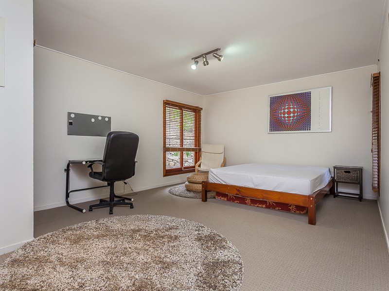 11 Wexford Street, Kenmore Hills QLD 4069