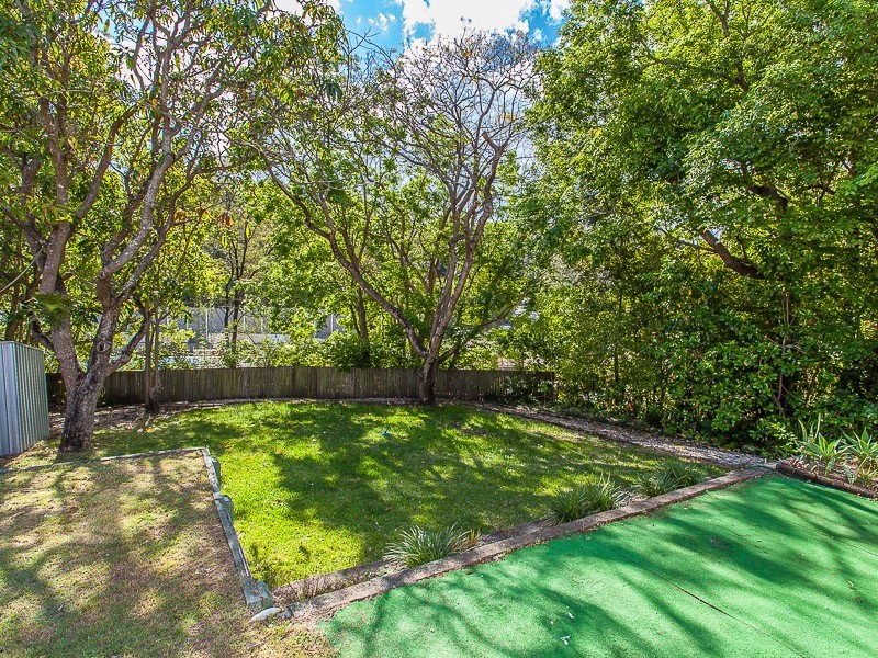 19 Newcomen Street, Indooroopilly QLD 4068