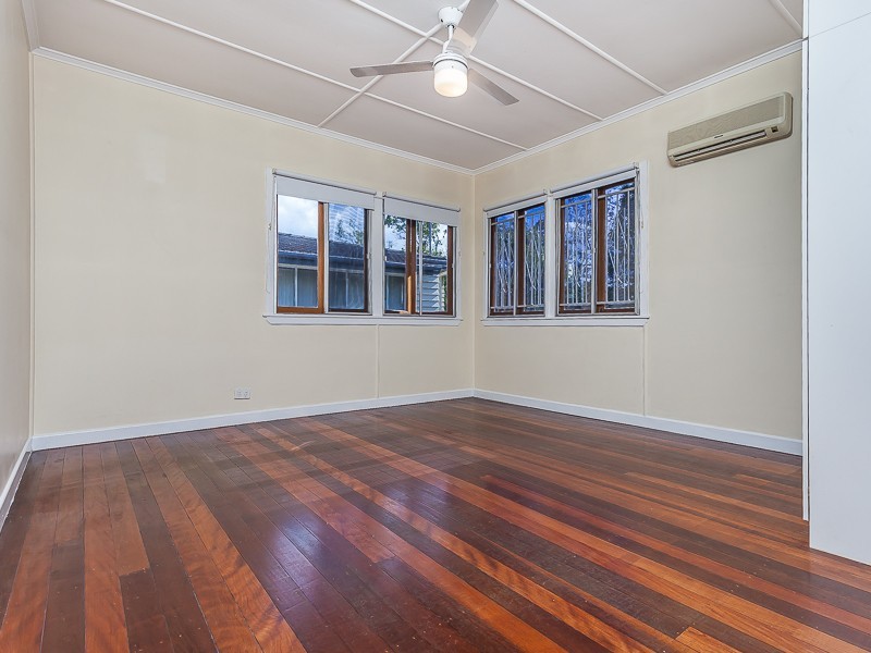 19 Newcomen Street, Indooroopilly QLD 4068