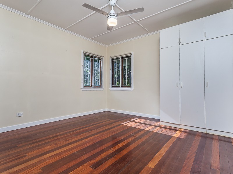 19 Newcomen Street, Indooroopilly QLD 4068