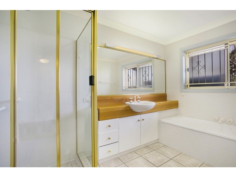 12/27 Swann Road, Taringa QLD 4068