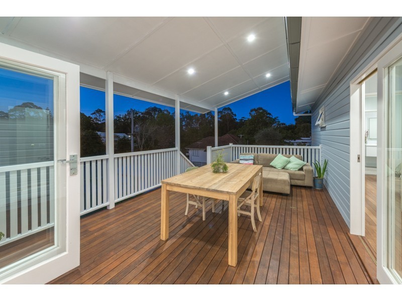 143 Coopers Camp Road, Bardon QLD 4065