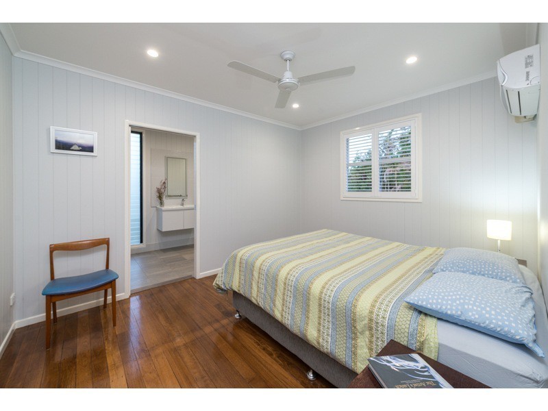 143 Coopers Camp Road, Bardon QLD 4065