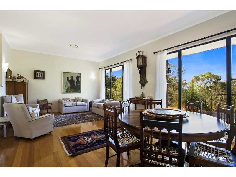 135 Pullenvale Road, Pullenvale QLD 4069