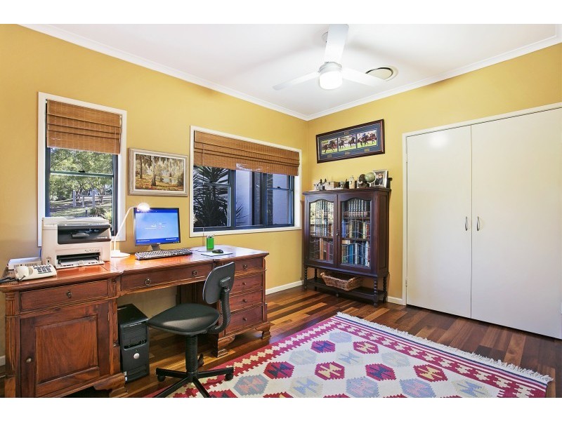 135 Pullenvale Road, Pullenvale QLD 4069