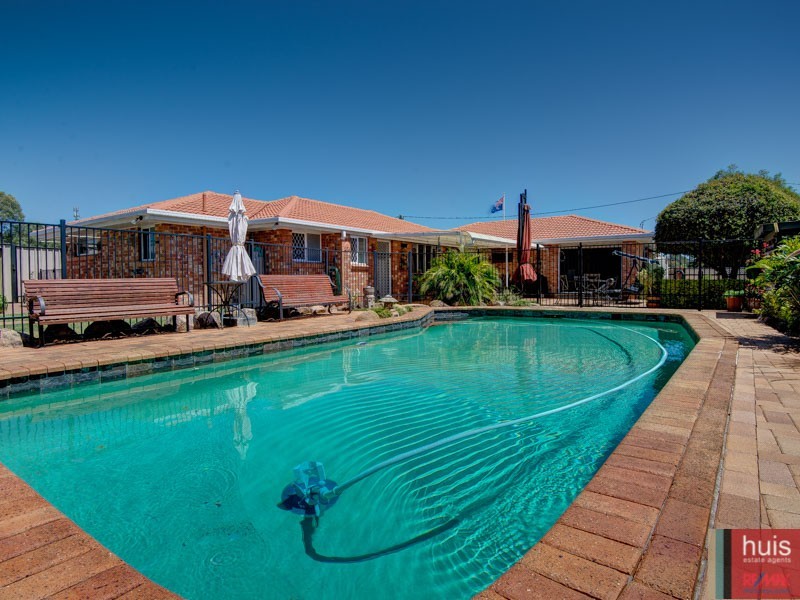 13 Biscay St, Wellington Point QLD 4160