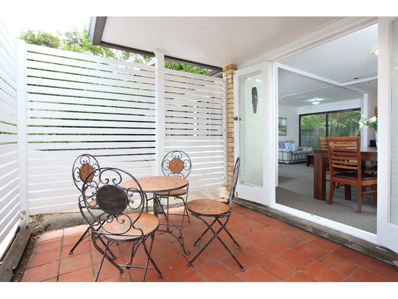 50 Gilruth Road, Kenmore QLD 4069