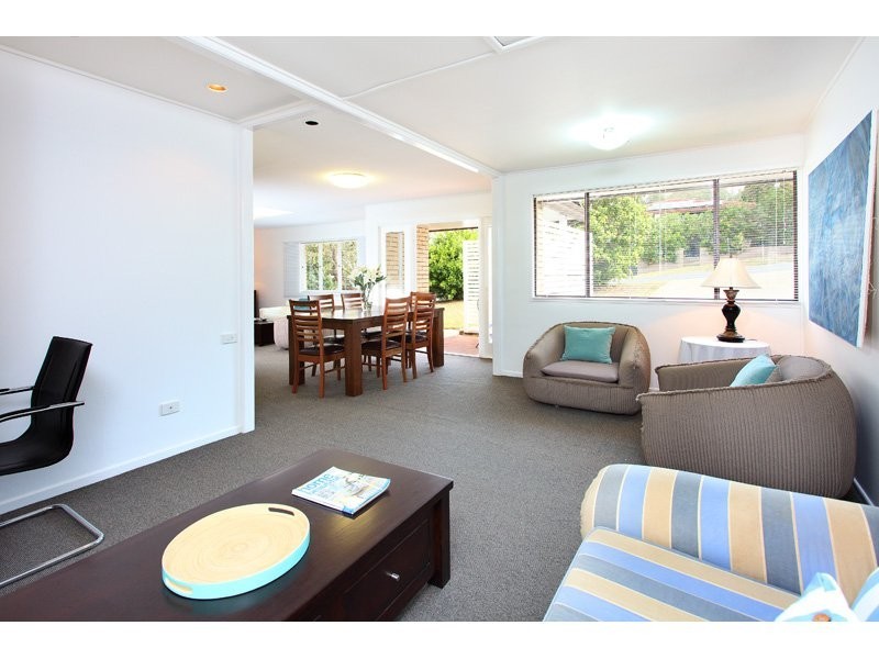 50 Gilruth Road, Kenmore QLD 4069
