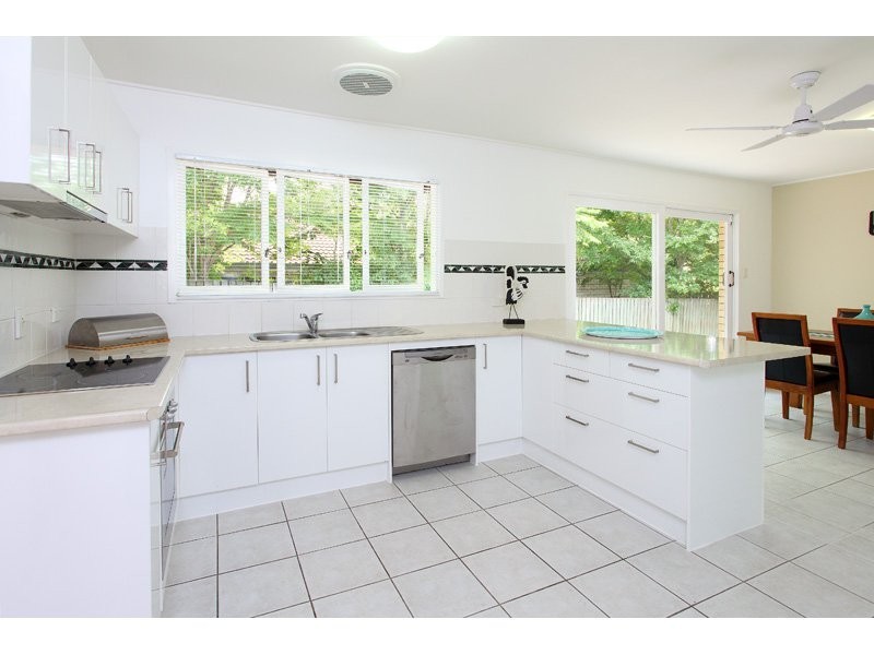 50 Gilruth Road, Kenmore QLD 4069