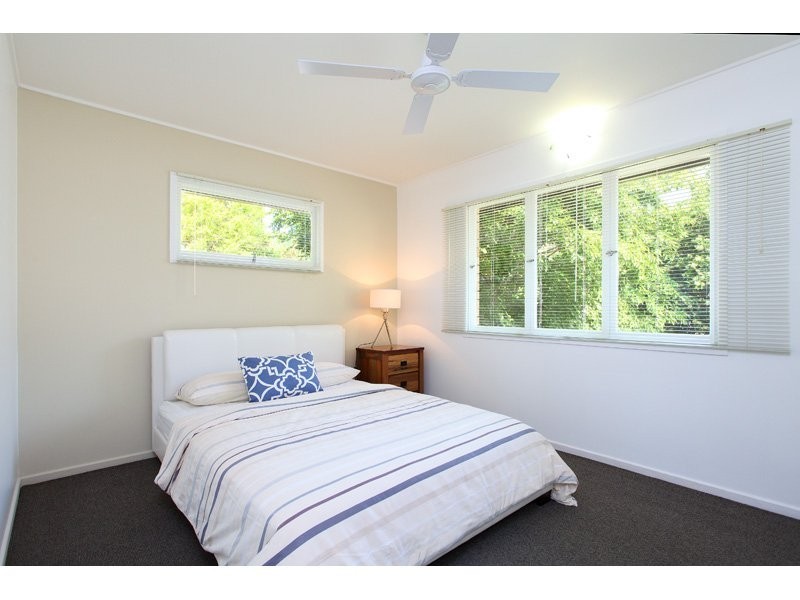 50 Gilruth Road, Kenmore QLD 4069