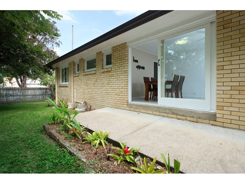 50 Gilruth Road, Kenmore QLD 4069
