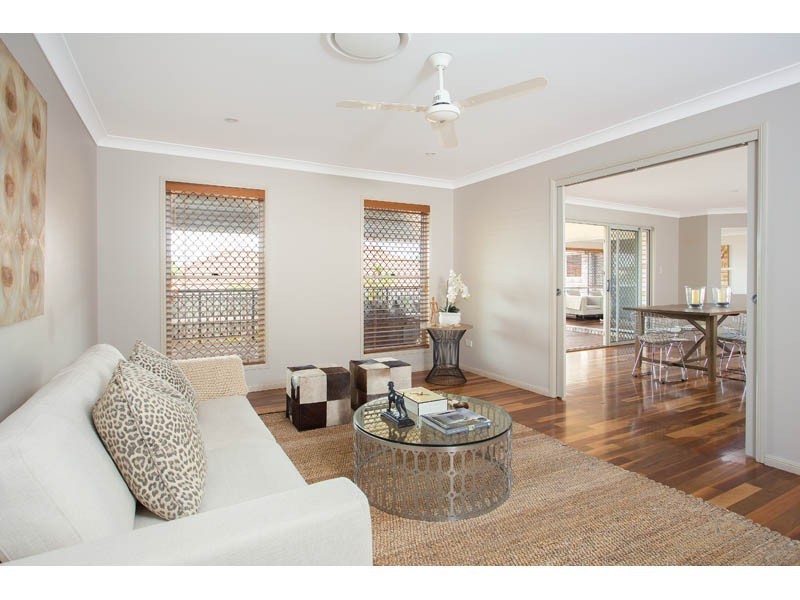 31 Rise Place, Moggill QLD 4070