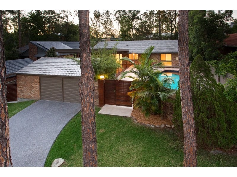 28 Appin Street, Kenmore QLD 4069