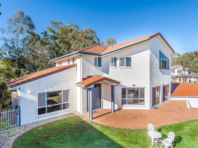 44 Candlebark Crescent, Chapel Hill QLD 4069