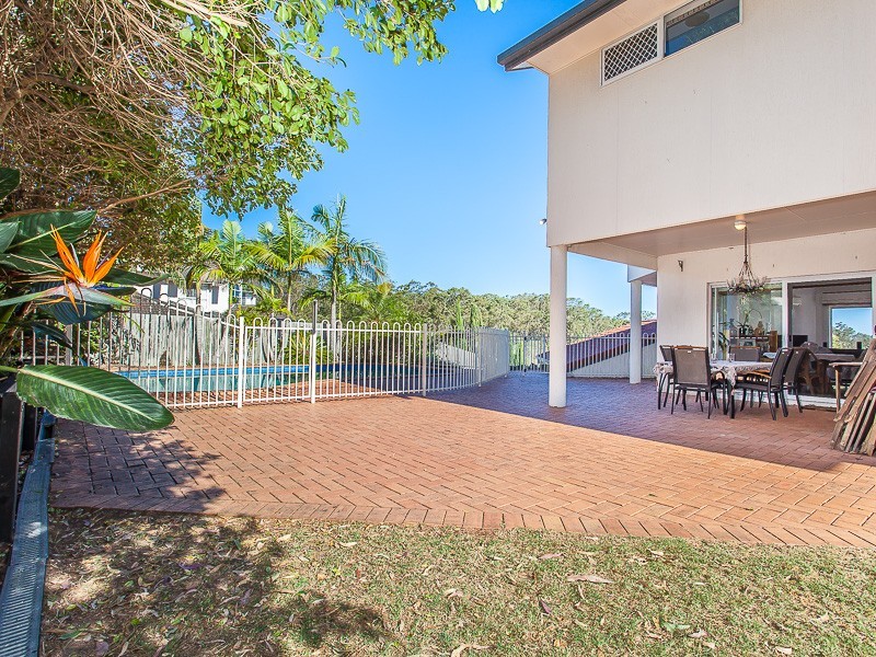 44 Candlebark Crescent, Chapel Hill QLD 4069