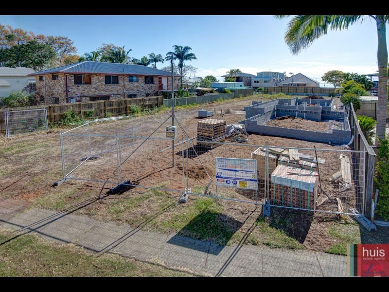 9 Cusack Pde, Wynnum QLD 4178