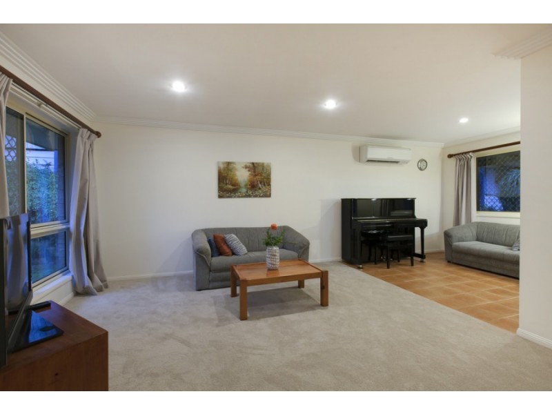 5 Spurs Place, Sumner QLD 4074