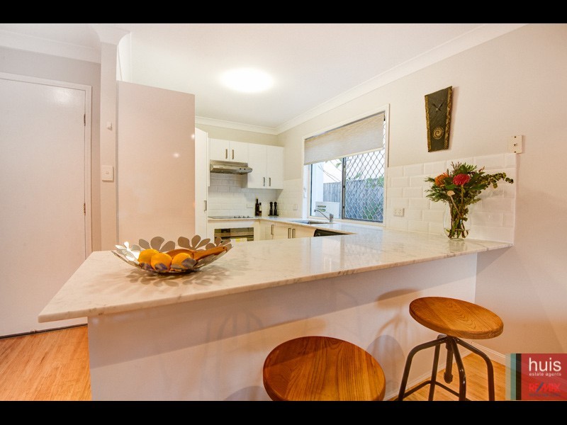 4/28 Barton Rd, Hawthorne QLD 4171