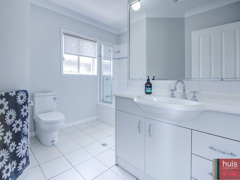 4/28 Barton Rd, Hawthorne QLD 4171