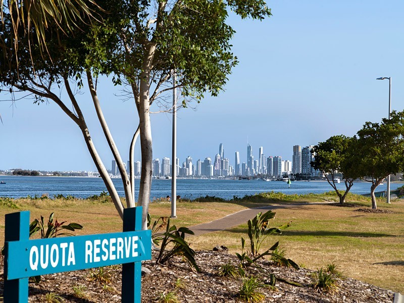 544 Marine Parade, Biggera Waters QLD 4216