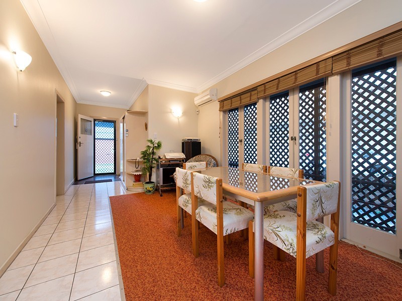 544 Marine Parade, Biggera Waters QLD 4216