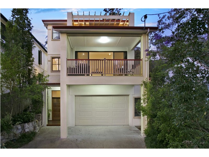 57 Hillside Terrace, St Lucia QLD 4067