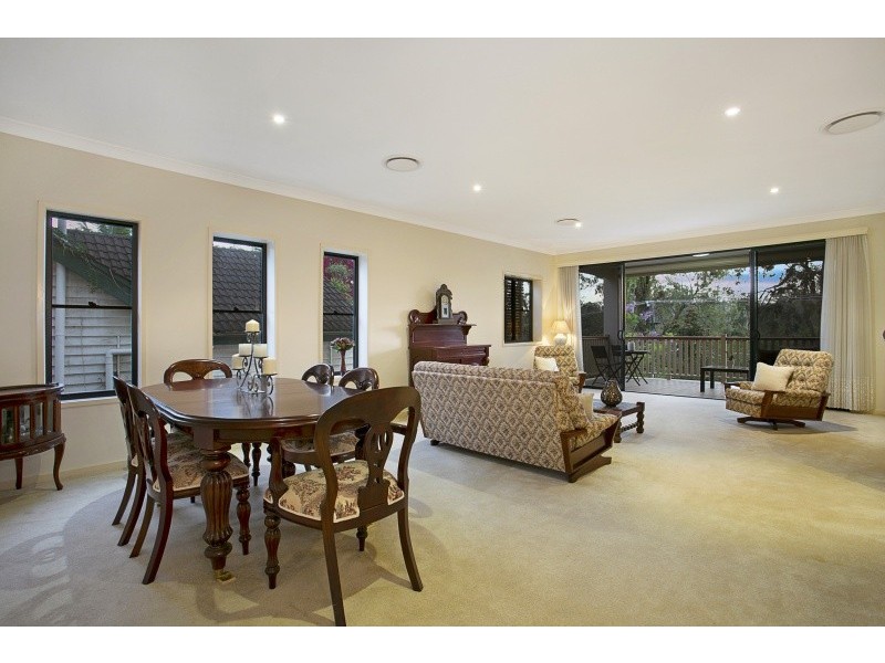 57 Hillside Terrace, St Lucia QLD 4067