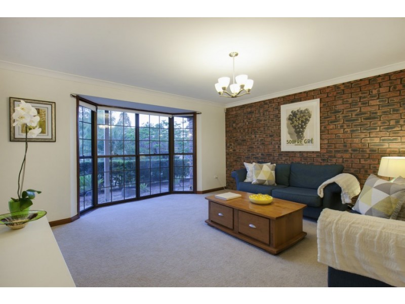 2 Brindabella Street, Chapel Hill QLD 4069