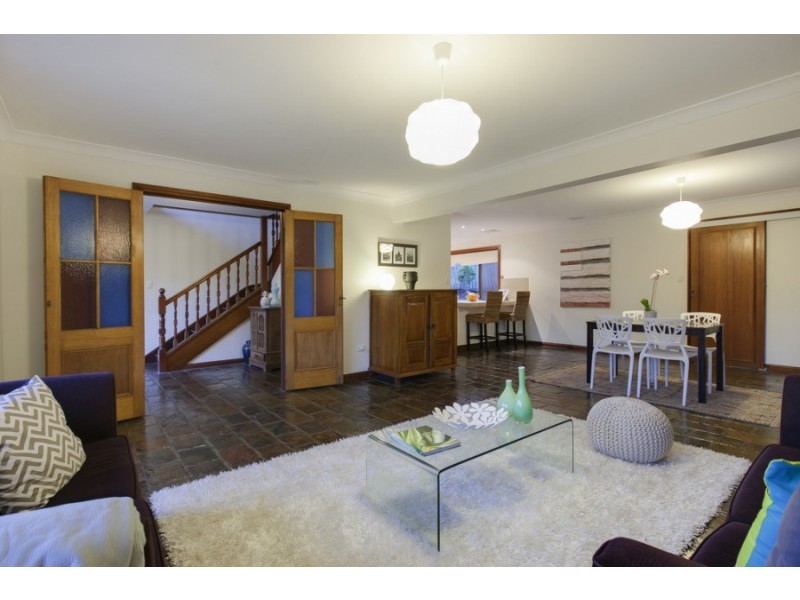 2 Brindabella Street, Chapel Hill QLD 4069