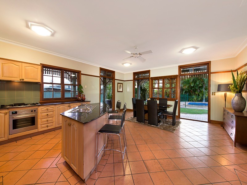 10 Palomar Parade, Wavell Heights QLD 4012